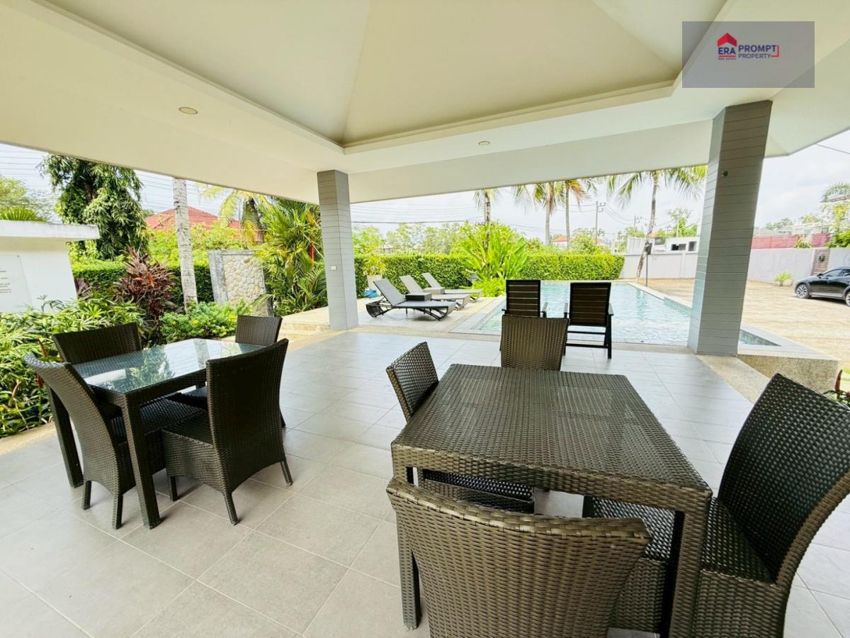 East Bangtao Ville,ทาวน์โฮมหัวมุม รีโนเวทใหม่ทั้งหลัง พร้อมขาย บนทำเลทองภูเก็ต