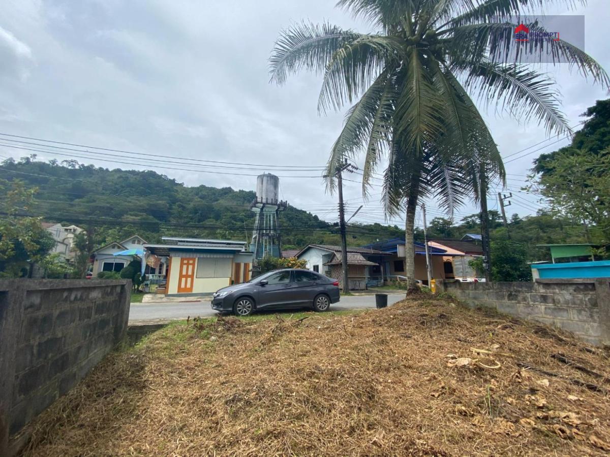 [ขายด่วน] ที่ดินถูกที่สุดในย่าน สาคู–ถลาง ภูเก็ต ที่ดิน 1-1-60.9 ไร่ ใกล้สนามบิน–หาดในยาง ราคาเหมารวมเพียง 3.8 ล้านบาท (โฉนดครุฑแดง)