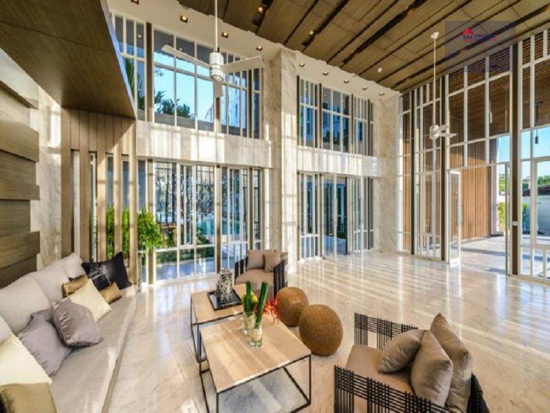 The-BASE-Downtown-Phuket