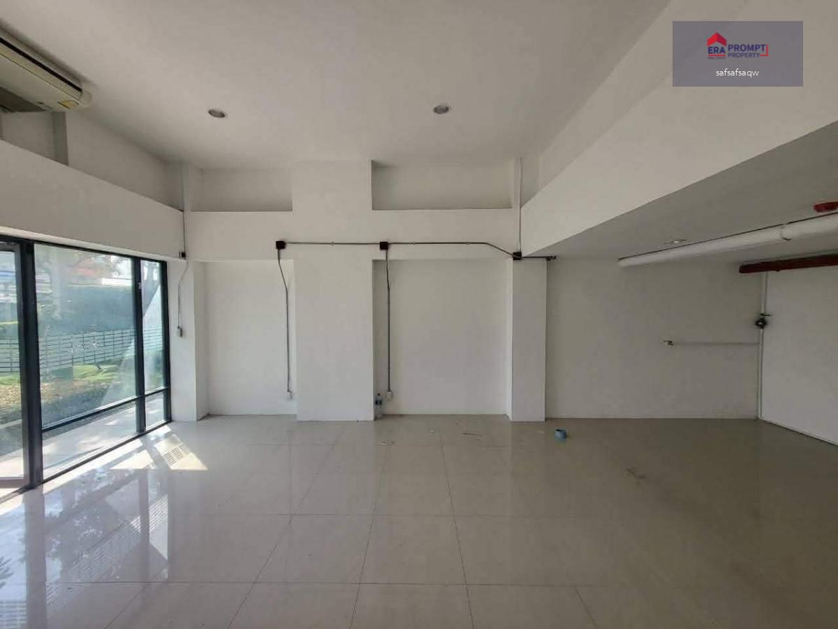 Shop for Sale The Excel คูคต ทำเลศักยภาพติดถนนใหญ่ เหลือเพียง 2 ยูนิตสุดท้าย สภาพใหม่มาก พร้อมเริ่มธุรกิจได้ทันที