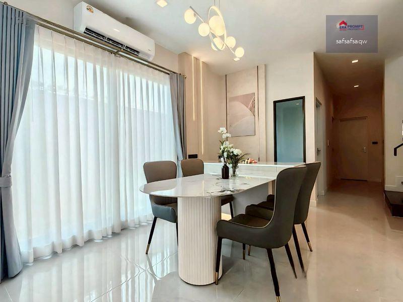 FOR SALE / FOR RENT       Luxury Detached House in Bangkok Boulevard Bangna KM.5
